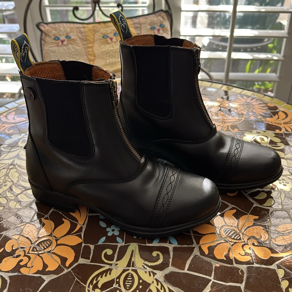 SHIRES LADIES MORETTA CLIO PADDOCK BOOT SZ: 5c